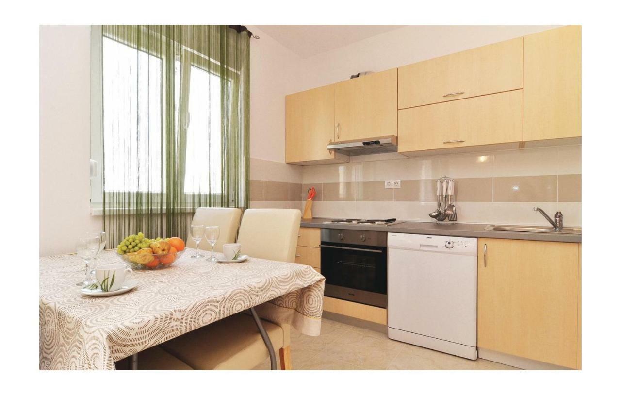 Apartment Mlasina-3 By Interhome Нин Экстерьер фото